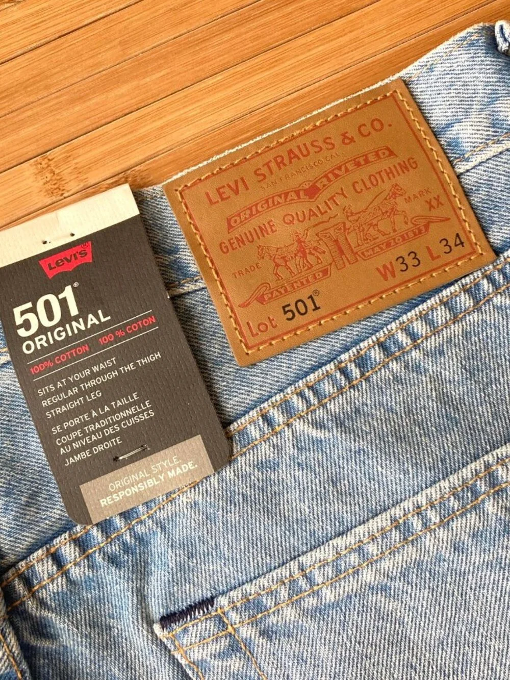 Levi’s Premium 501 Original Fit Jeans Button Fly Mens 33x34 Glassy Waves NWT